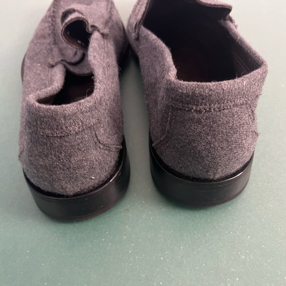 Saks Fifth Avenue Made in Italy grey loafers size 8 - Picture 2 of 7